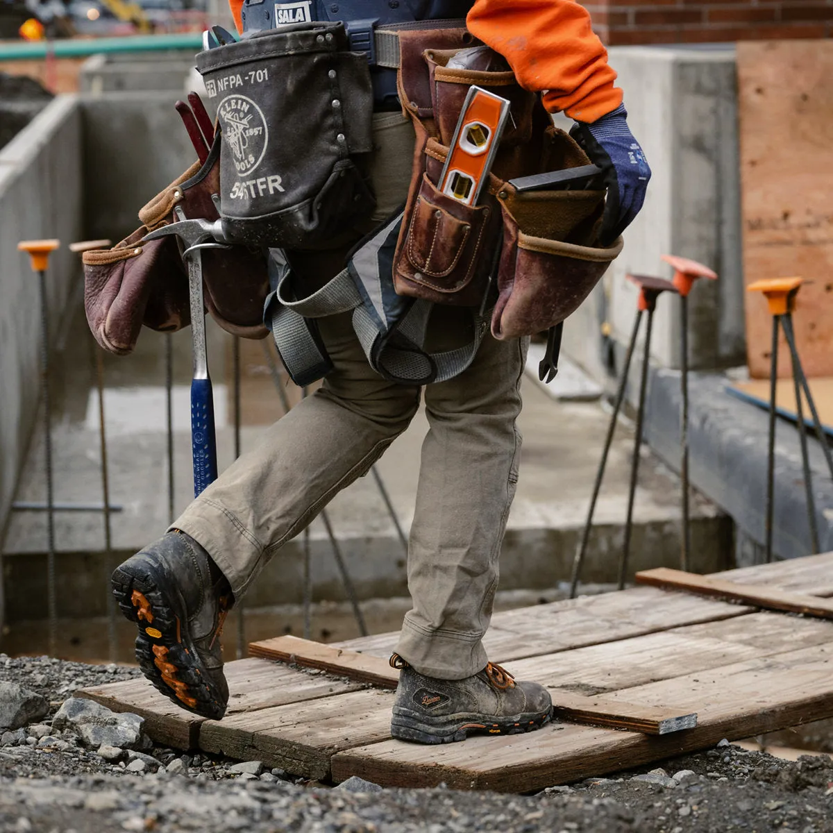 Danner Women's Vicious 4" Non-Metallic Toe Boot
