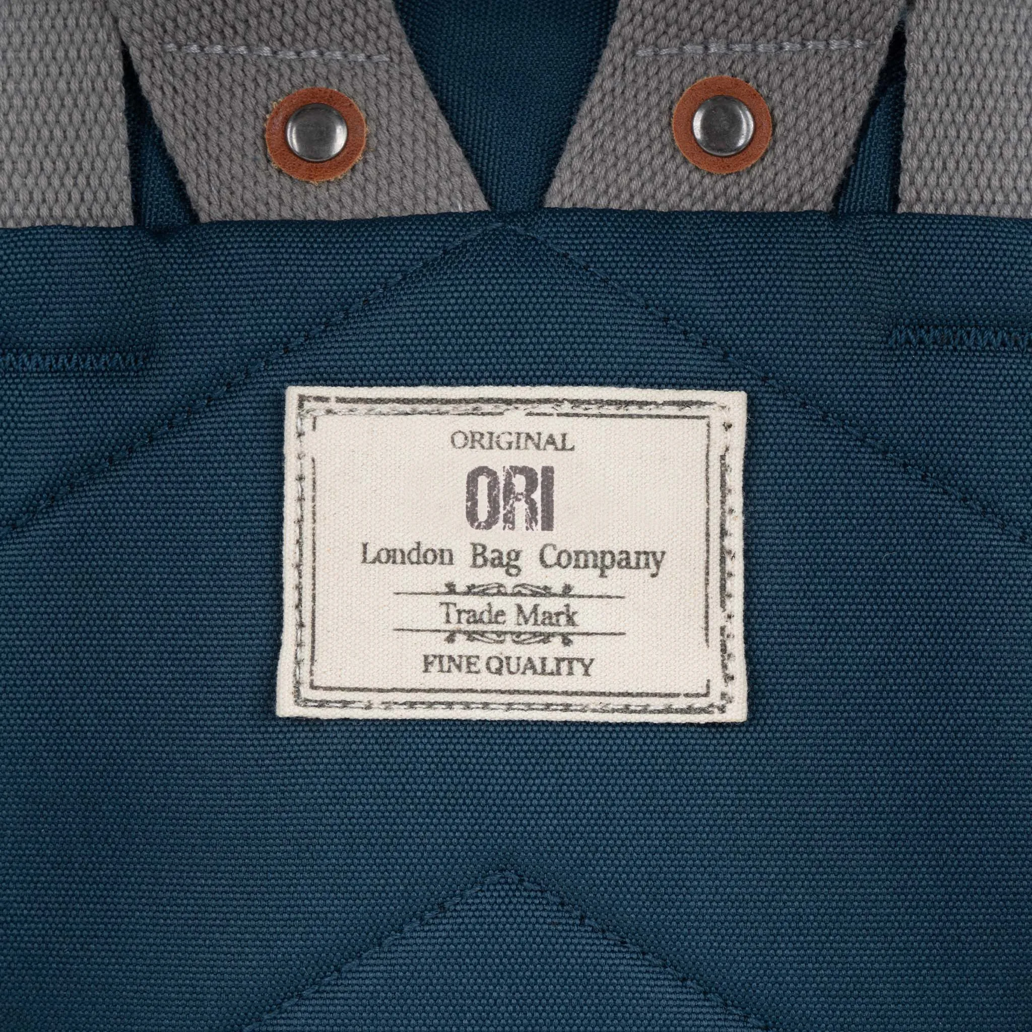 Finchley A Pacific Recycled Canvas