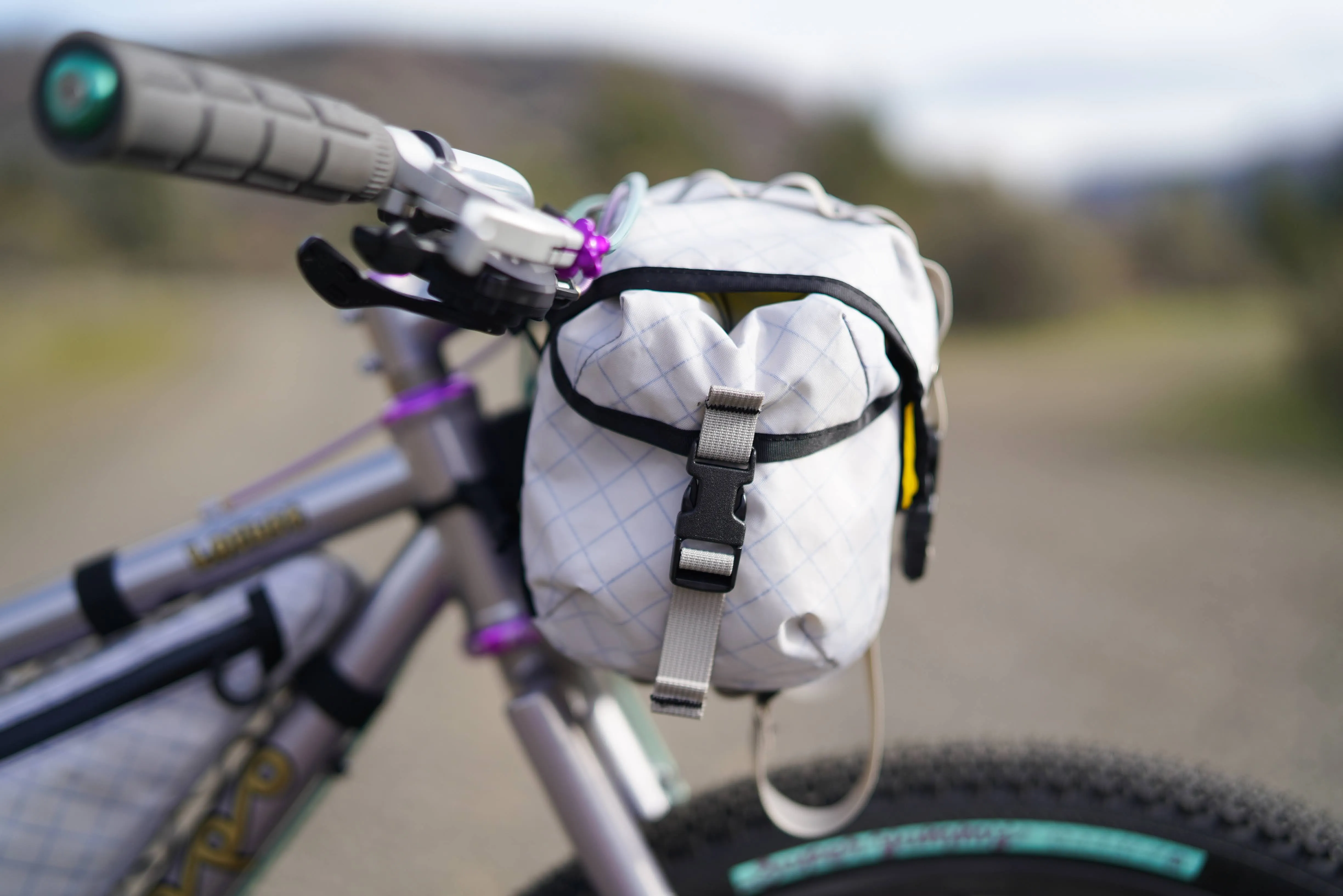 Voyageur Handlebar Bag