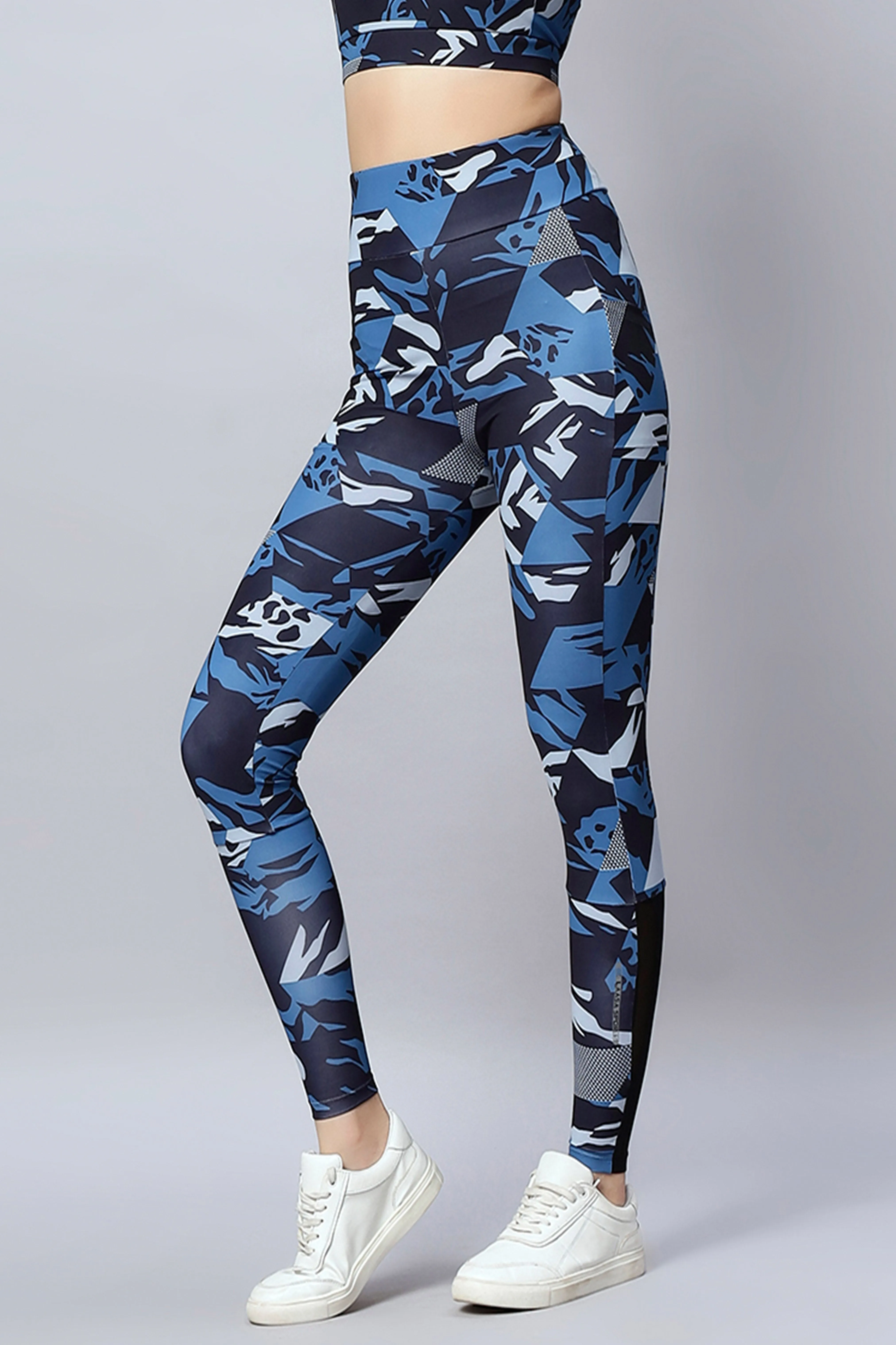 WOMEN'S HIGH-PERFORMANCE CAMO PRINT WORKOUT PANTS – PERFECT FOR YOGA, ZUMBA, RUNNING, AND SPORTS